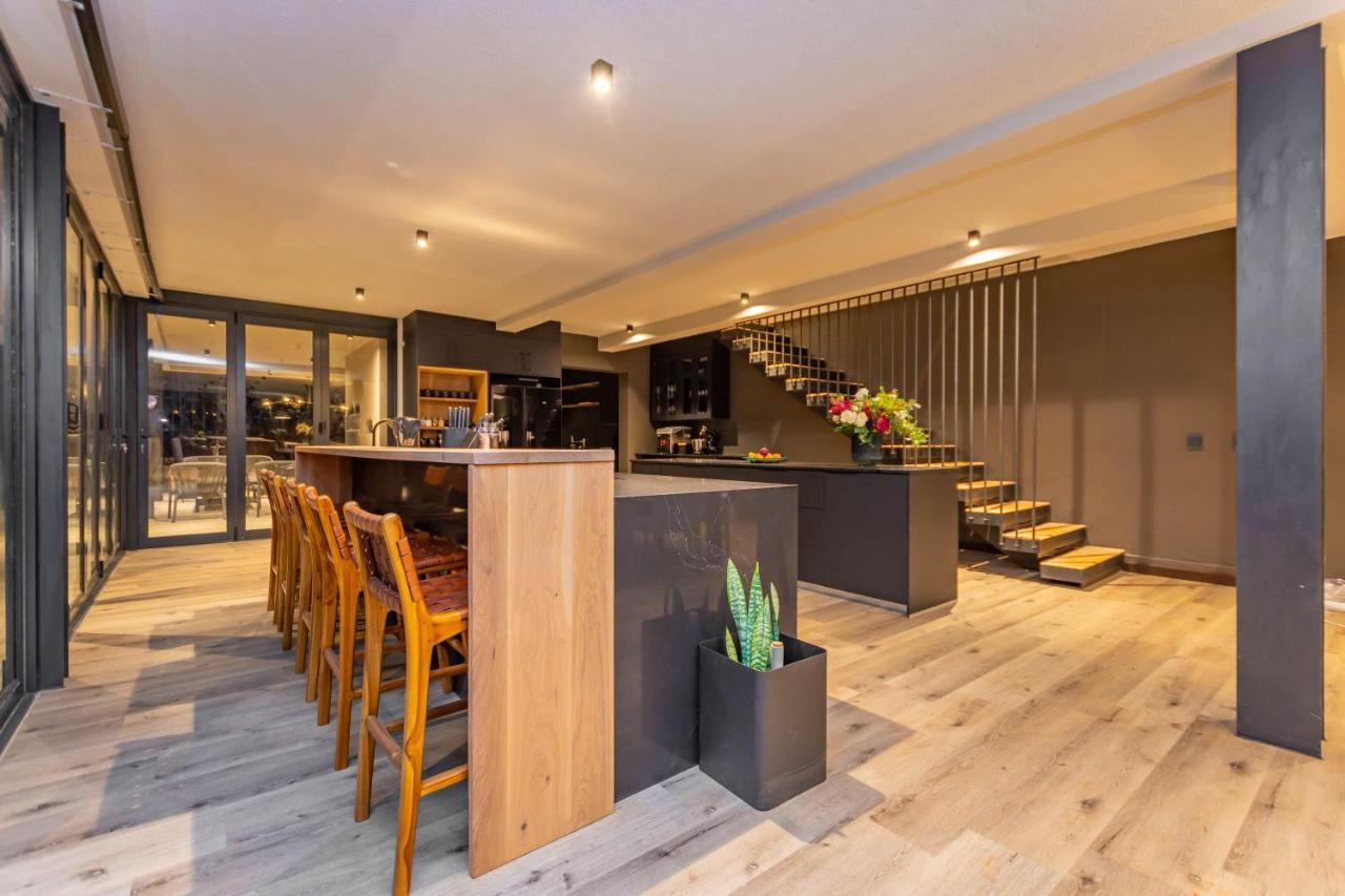 Misty Meadows Villa ดัลสทรูม ภายนอก รูปภาพ